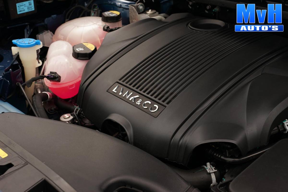 Lynk & Co 01 Lynk & Co 01 1.5 PHEV|ZWARTE.HEMEL|TREKHAAK|360ºCAM|SOH96%