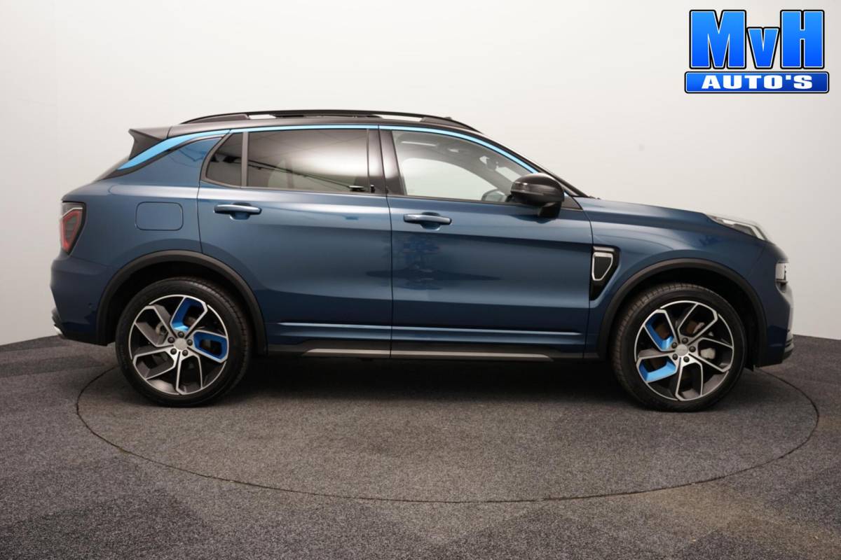 Lynk & Co 01 Lynk & Co 01 1.5 PHEV|ZWARTE.HEMEL|TREKHAAK|360ºCAM|SOH96%