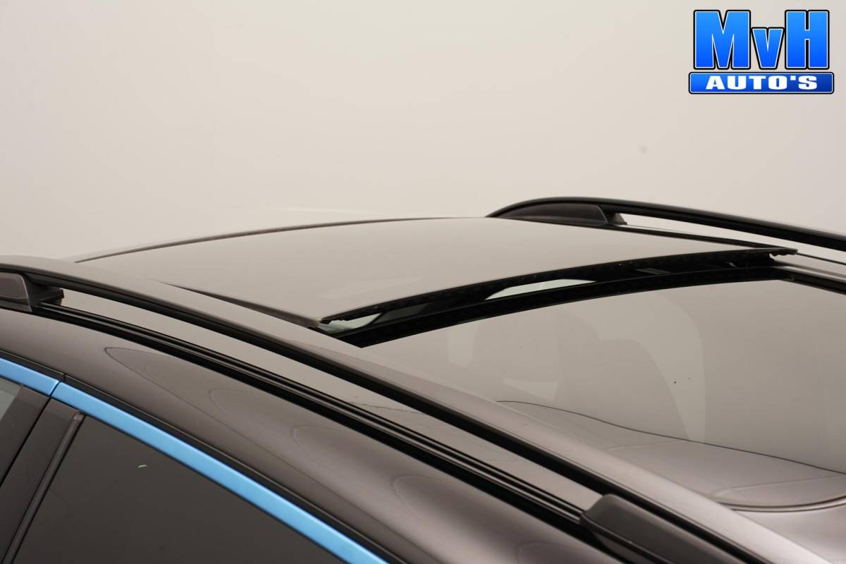 Lynk & Co 01 Lynk & Co 01 1.5 PHEV|ZWARTE.HEMEL|TREKHAAK|360ºCAM|SOH96%