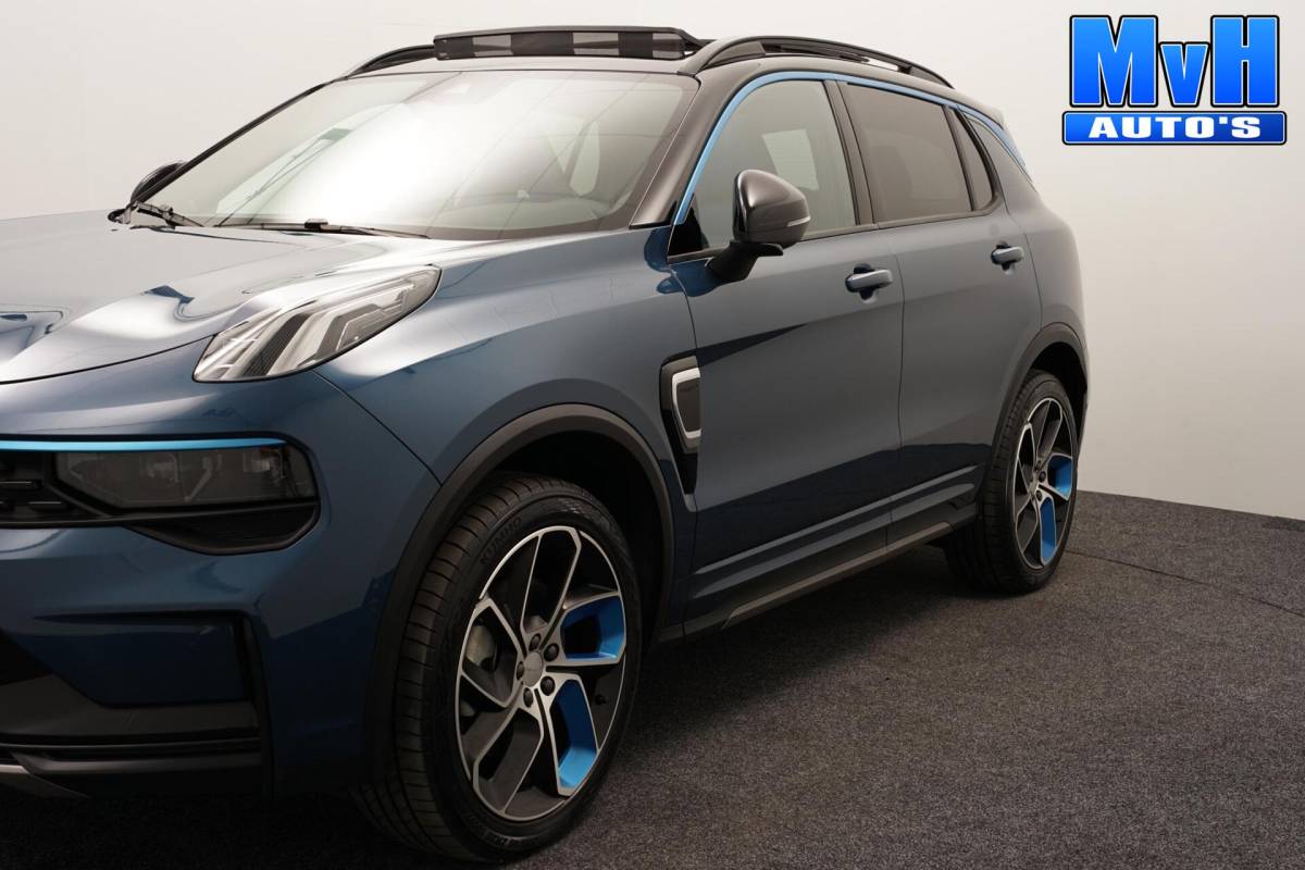 Lynk & Co 01 Lynk & Co 01 1.5 PHEV|ZWARTE.HEMEL|TREKHAAK|360ºCAM|SOH96%