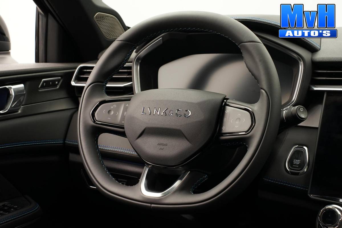 Lynk & Co 01 Lynk & Co 01 1.5 PHEV|ZWARTE.HEMEL|TREKHAAK|360ºCAM|SOH96%