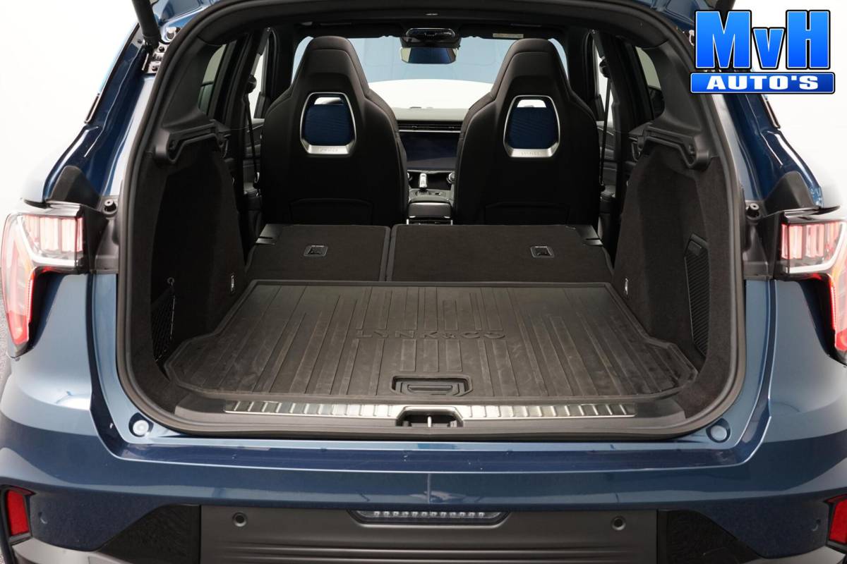 Lynk & Co 01 Lynk & Co 01 1.5 PHEV|ZWARTE.HEMEL|TREKHAAK|360ºCAM|SOH96%