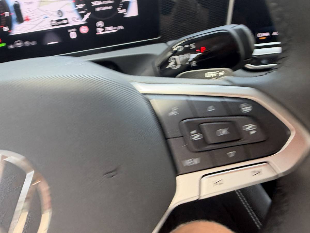 Volkswagen Tiguan Volkswagen Tiguan 1.5 eTSI 18inch 7-traps automaat 360 camera trekhaak Edition 150pk 2025 km 31.000