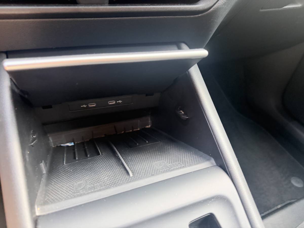 Volkswagen Tiguan Volkswagen Tiguan 1.5 eTSI Life Edition 7-traps automaat 360 camera trekhaak Edition 150pk 20Inch 2025 km 31.000