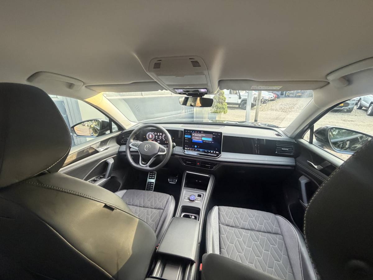 Volkswagen Tiguan Volkswagen Tiguan 1.5 eTSI Life Edition 7-traps automaat 360 camera trekhaak Edition 150pk 20Inch 2025 km 31.000