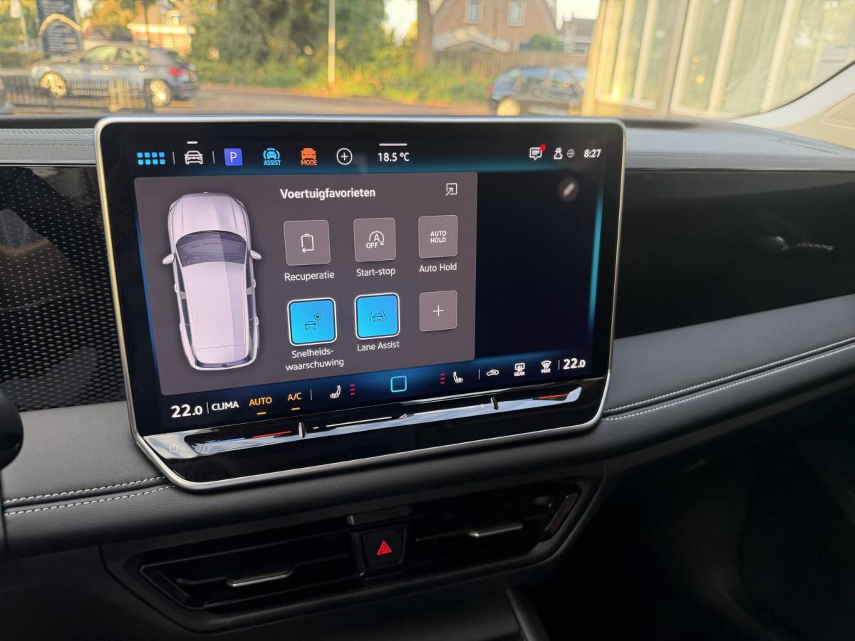 Volkswagen Tiguan Volkswagen Tiguan 1.5 eTSI Life Edition 7-traps automaat 360 camera trekhaak Edition 150pk 20Inch 2025 km 31.000