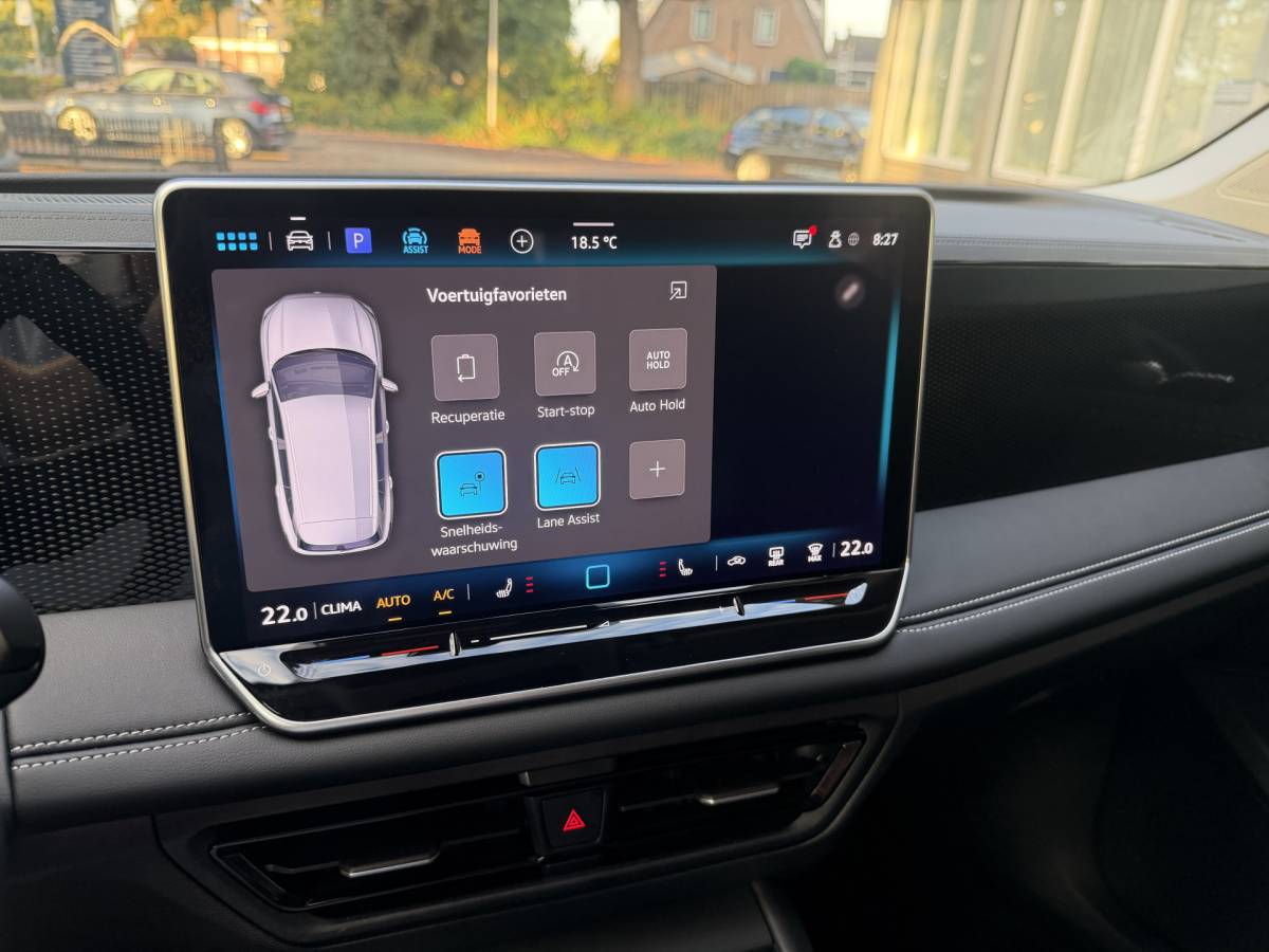 Volkswagen Tiguan Volkswagen Tiguan 1.5 eTSI Life Edition 7-traps automaat 360 camera trekhaak Edition 150pk 20Inch 2025 km 31.000