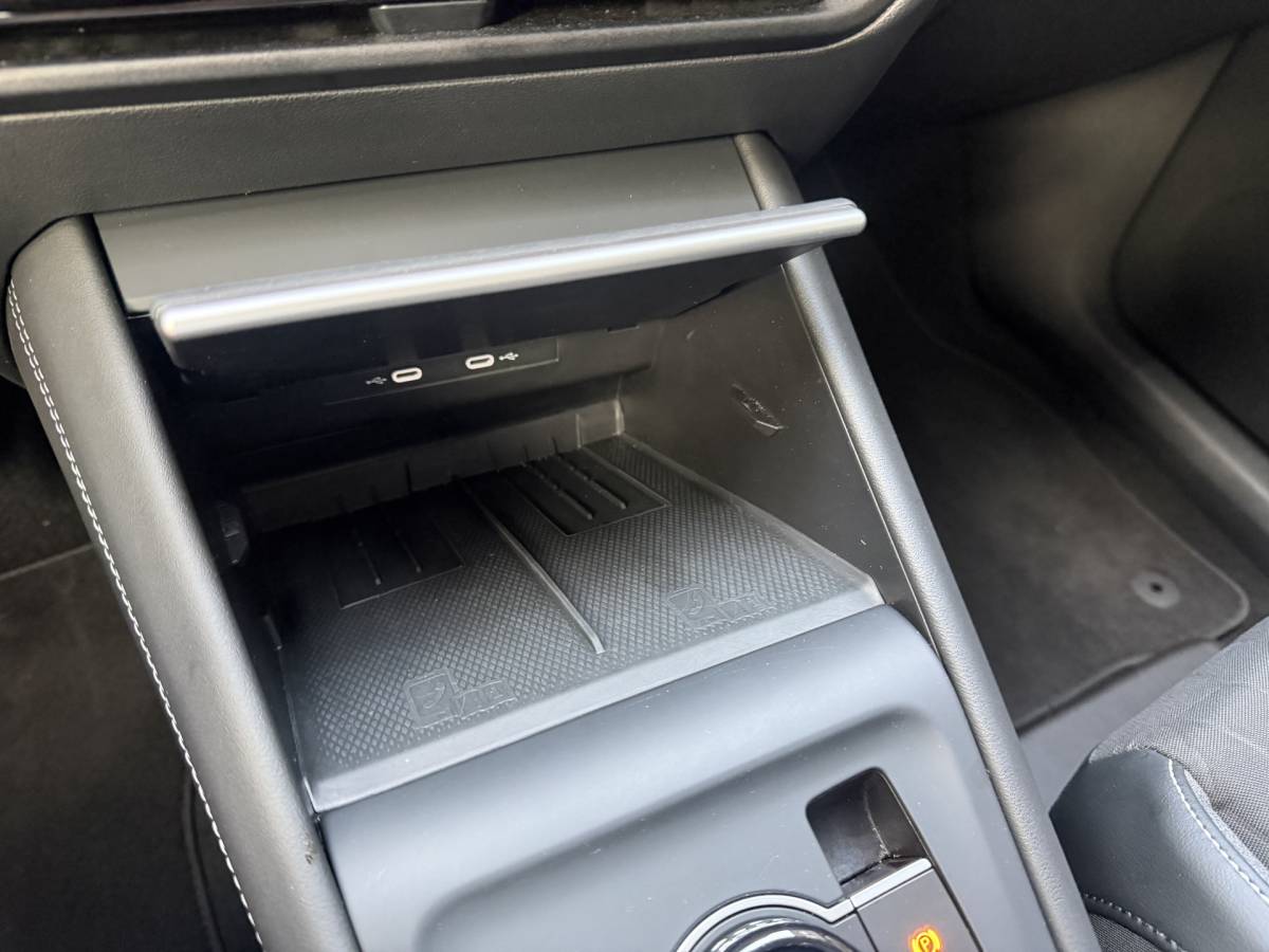 Volkswagen Tiguan Volkswagen Tiguan 1.5 eTSI Life Edition 7-traps automaat 360 camera trekhaak Edition 150pk 20Inch 2025 km 31.000