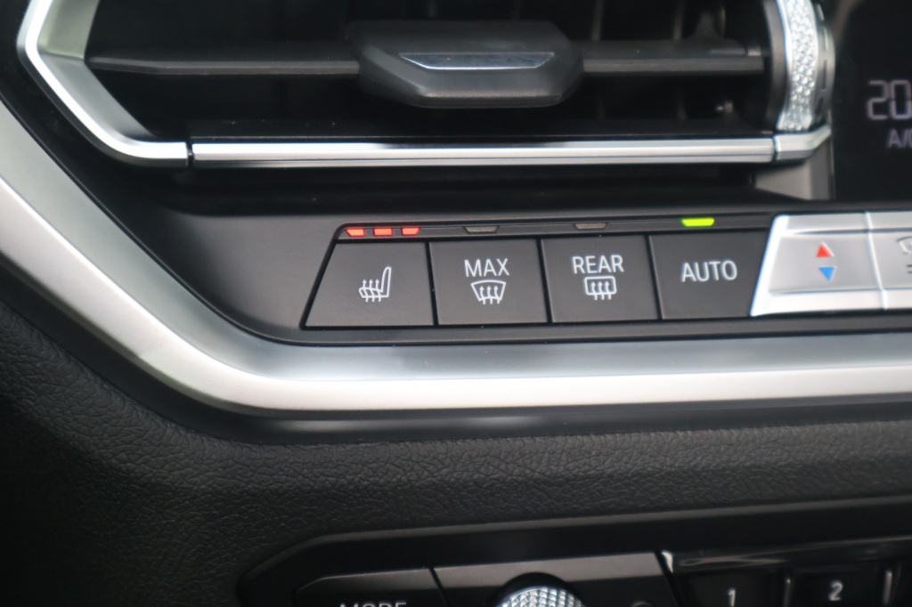 BMW 4 Serie BMW 4-Serie Cabrio (g23) 420i M-Sport 184pk | Dravitgrau | Carbon | ACC | Climate | HUD | Stoelverwarming | Camera