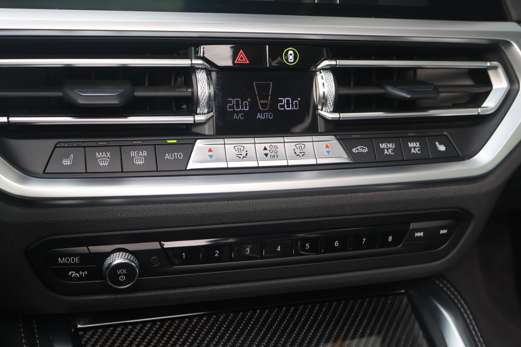 BMW 4 Serie BMW 4-Serie Cabrio (g23) 420i M-Sport 184pk | Dravitgrau | Carbon | ACC | Climate | HUD | Stoelverwarming | Camera