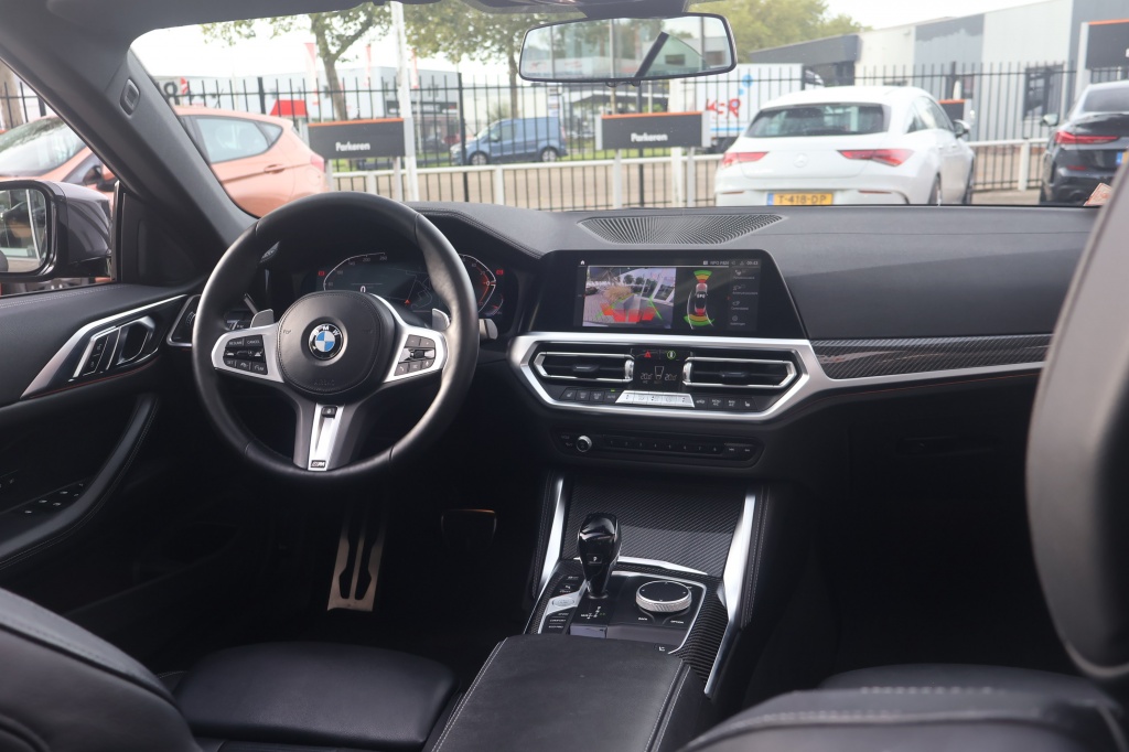 BMW 4 Serie BMW 4-Serie Cabrio (g23) 420i M-Sport 184pk | Dravitgrau | Carbon | ACC | Climate | HUD | Stoelverwarming | Camera