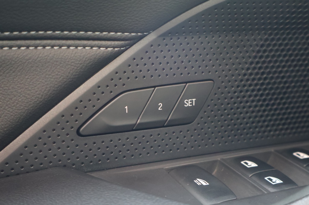 BMW 4 Serie BMW 4-Serie Cabrio (g23) 420i M-Sport 184pk | Dravitgrau | Carbon | ACC | Climate | HUD | Stoelverwarming | Camera