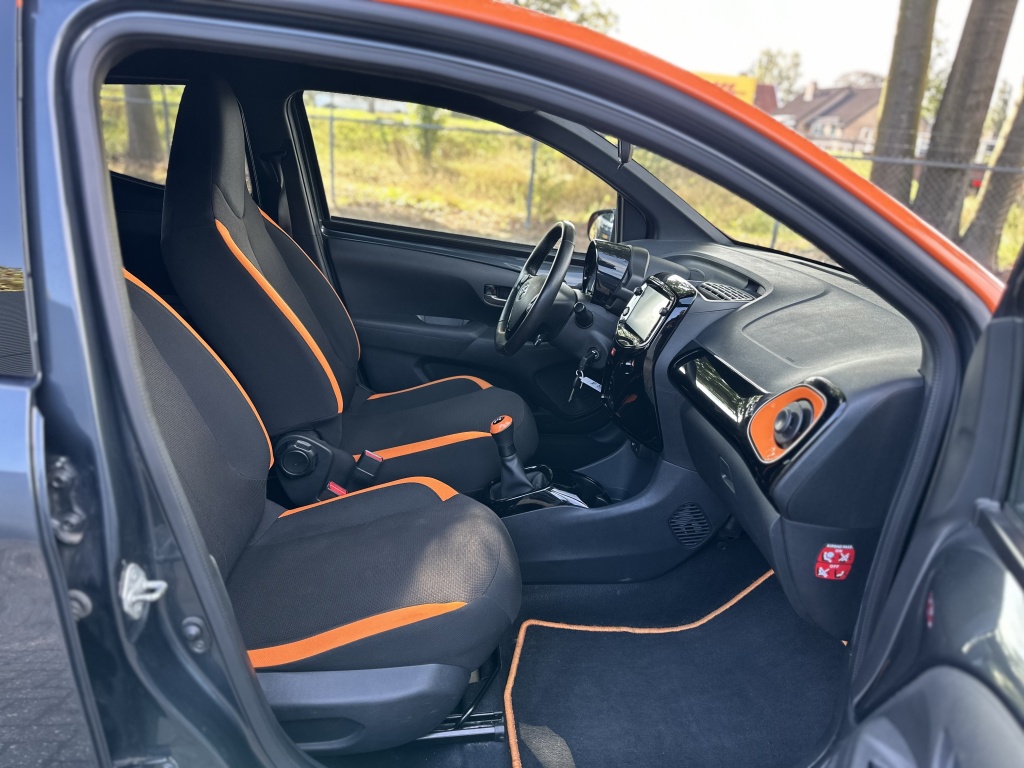 Toyota Aygo Toyota Aygo 1.0 VVT-i JBL*UNIEK*Camera*2020*Airco*Cruise*Andriod/Carplay*XPLAY