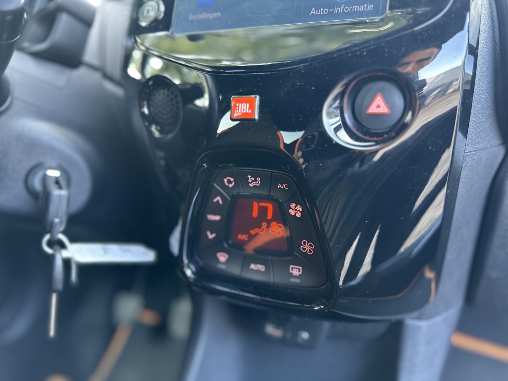 Toyota Aygo Toyota Aygo 1.0 VVT-i JBL*UNIEK*Camera*2020*Airco*Cruise*Andriod/Carplay*XPLAY
