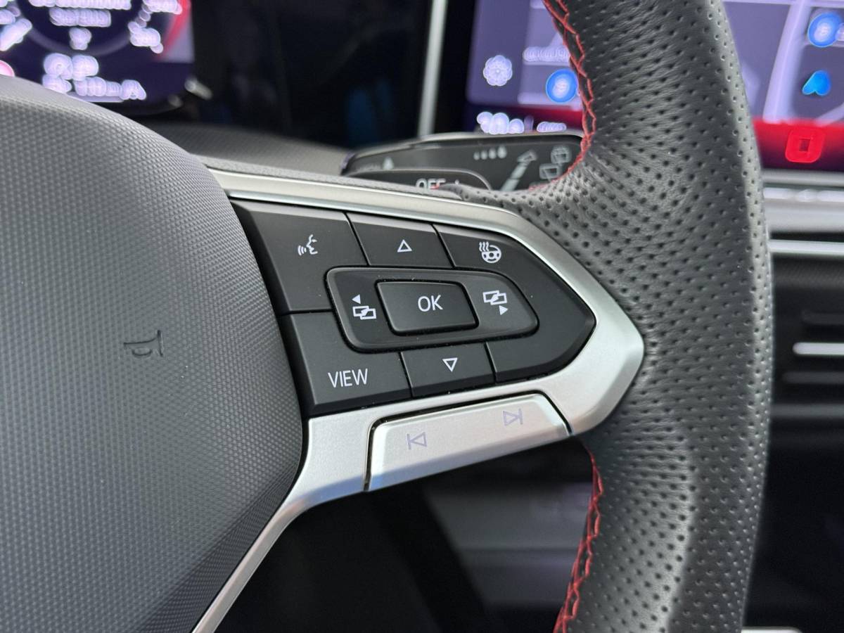 Volkswagen Golf Volkswagen Golf 2.0 TSI GTI 265PK | APPLE CARPL. ADNROID AUTO | ACC | PANORAMA DAK | 360° CAMERA | STOEL/STUUR VERWARMING |