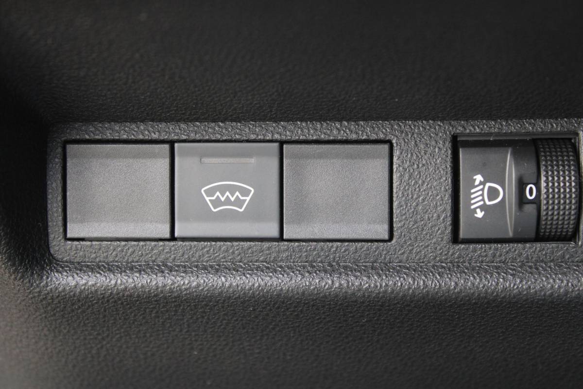 Fiat 600 Fiat 600 1.2 Hybrid Pop | Incl. 12 maanden garantie | Cruise control | Parkeercamera | Apple carplay/Android auto | DAB radio | Navigatie | Stoelverwarming | Climate control |