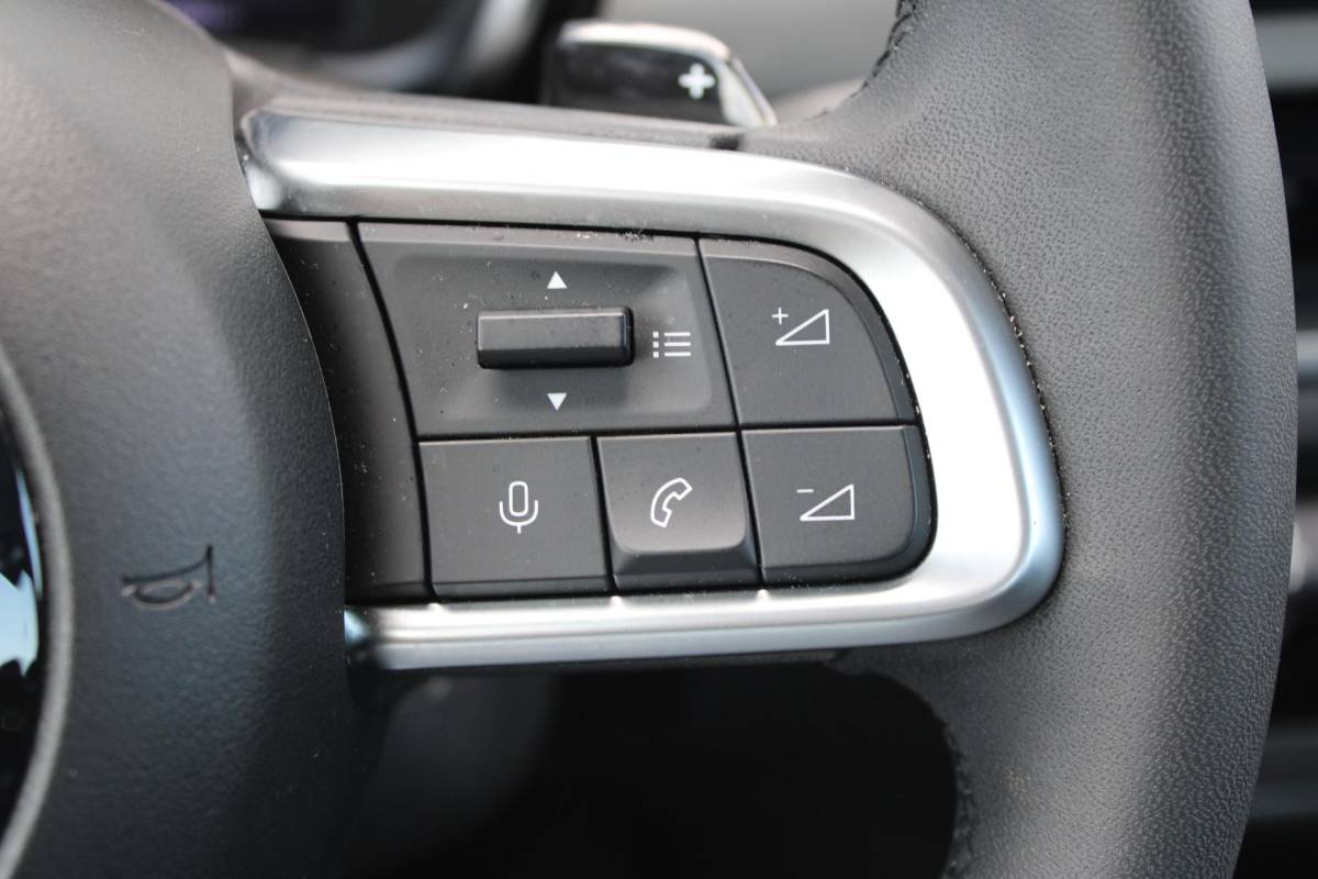 Fiat 600 Fiat 600 1.2 Hybrid Pop | Incl. 12 maanden garantie | Cruise control | Parkeercamera | Apple carplay/Android auto | DAB radio | Navigatie | Stoelverwarming | Climate control |