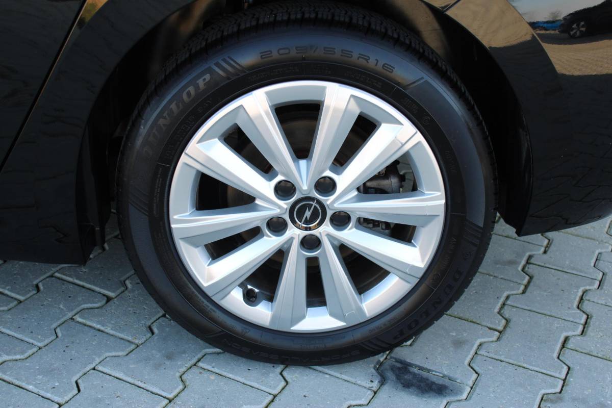 Opel Astra Opel Astra 1.2 Level 2 | Incl. 12 maanden garantie | Cruise control | Climate control | Apple carplay/Android auto | DAB radio | Lane assist | Parkeersensoren |
