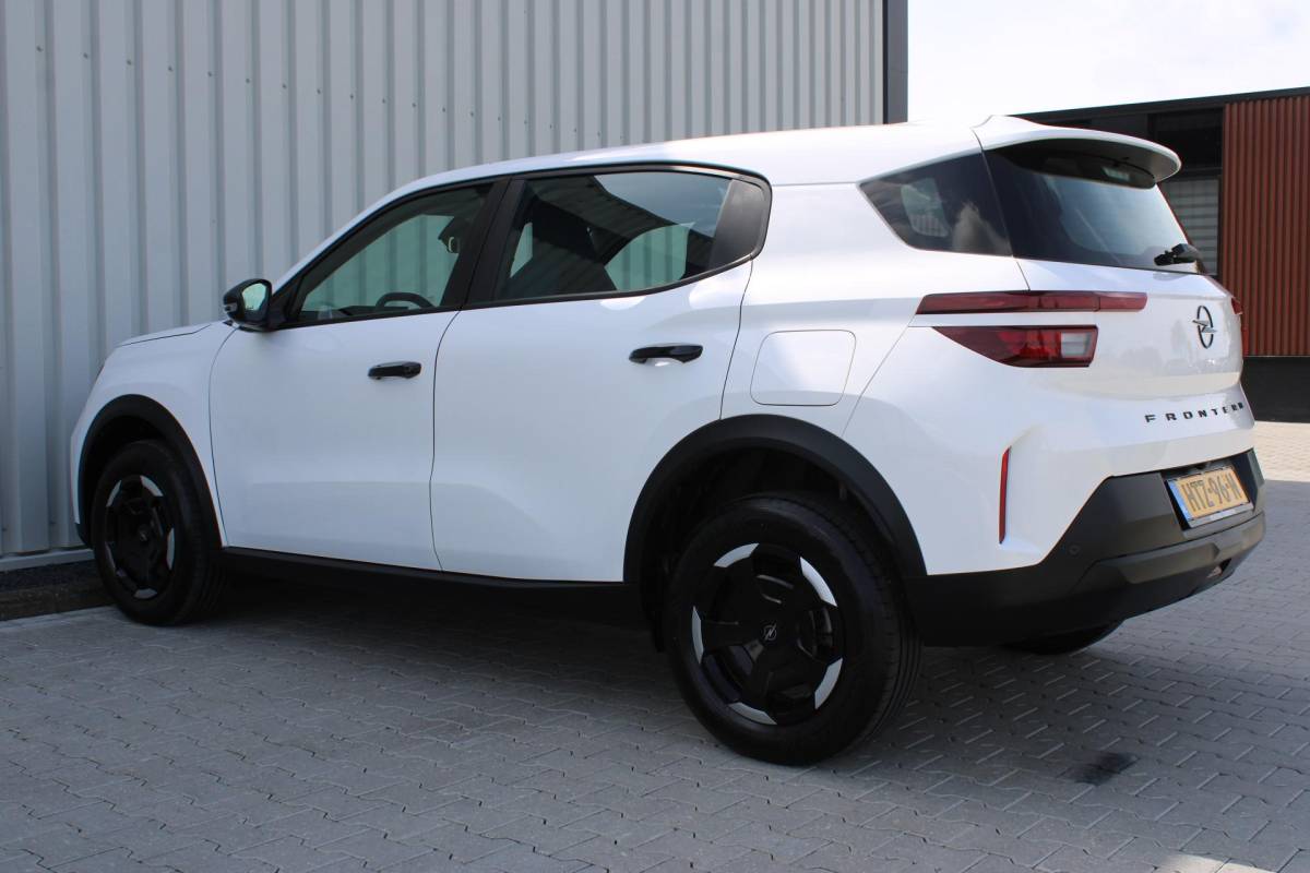 Opel Frontera Opel Frontera Electric Edition 44 kWh| Incl. 12 maanden garantie | Cruise control | Apple carplay/Android auto | DAB radio | Navigatie | Parkeercamera | Airco |
