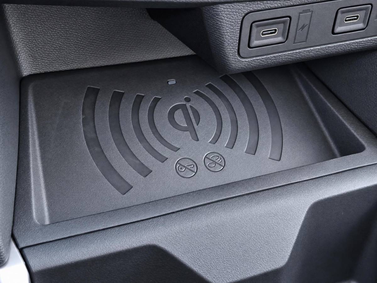 Opel Frontera Opel Frontera Electric Edition 44 kWh| Incl. 12 maanden garantie | Cruise control | Apple carplay/Android auto | DAB radio | Navigatie | Parkeercamera | Airco |