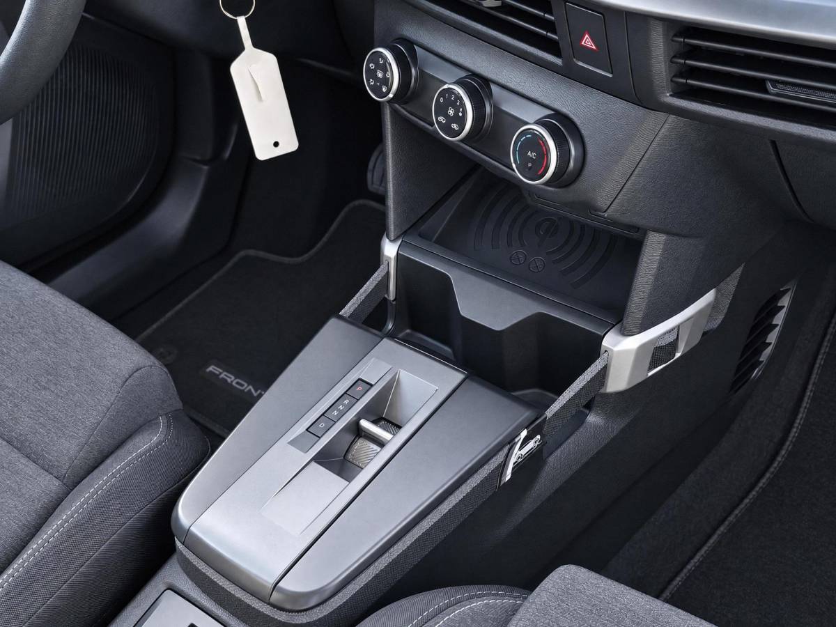 Opel Frontera Opel Frontera Electric Edition 44 kWh| Incl. 12 maanden garantie | Cruise control | Apple carplay/Android auto | DAB radio | Navigatie | Parkeercamera | Airco |