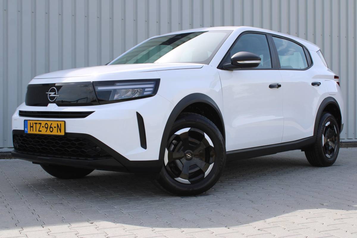 Opel Frontera Opel Frontera Electric Edition 44 kWh| Incl. 12 maanden garantie | Cruise control | Apple carplay/Android auto | DAB radio | Navigatie | Parkeercamera | Airco |
