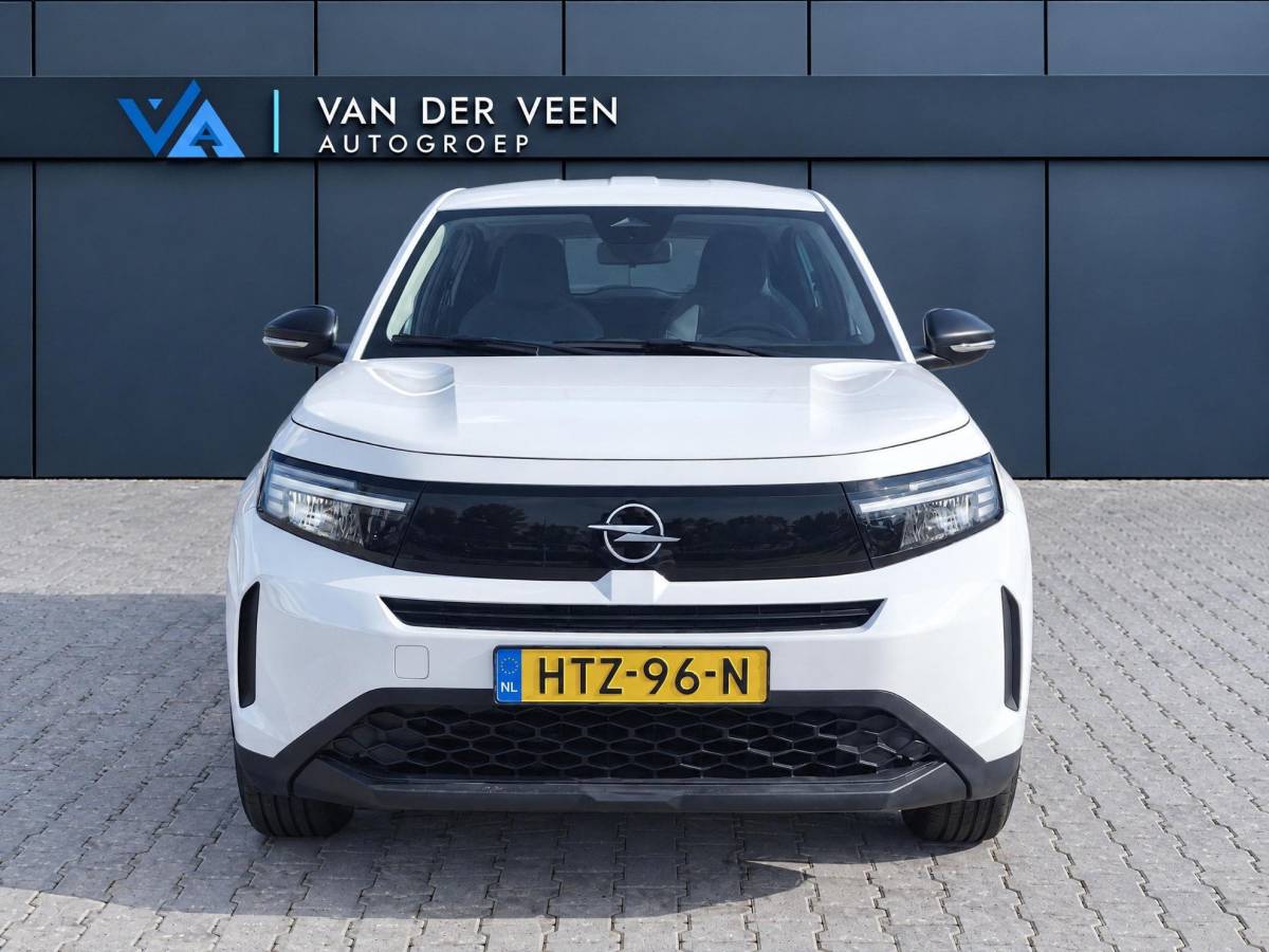 Opel Frontera Opel Frontera Electric Edition 44 kWh| Incl. 12 maanden garantie | Cruise control | Apple carplay/Android auto | DAB radio | Navigatie | Parkeercamera | Airco |