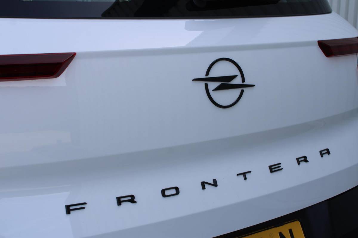 Opel Frontera Opel Frontera Electric Edition 44 kWh| Incl. 12 maanden garantie | Cruise control | Apple carplay/Android auto | DAB radio | Navigatie | Parkeercamera | Airco |