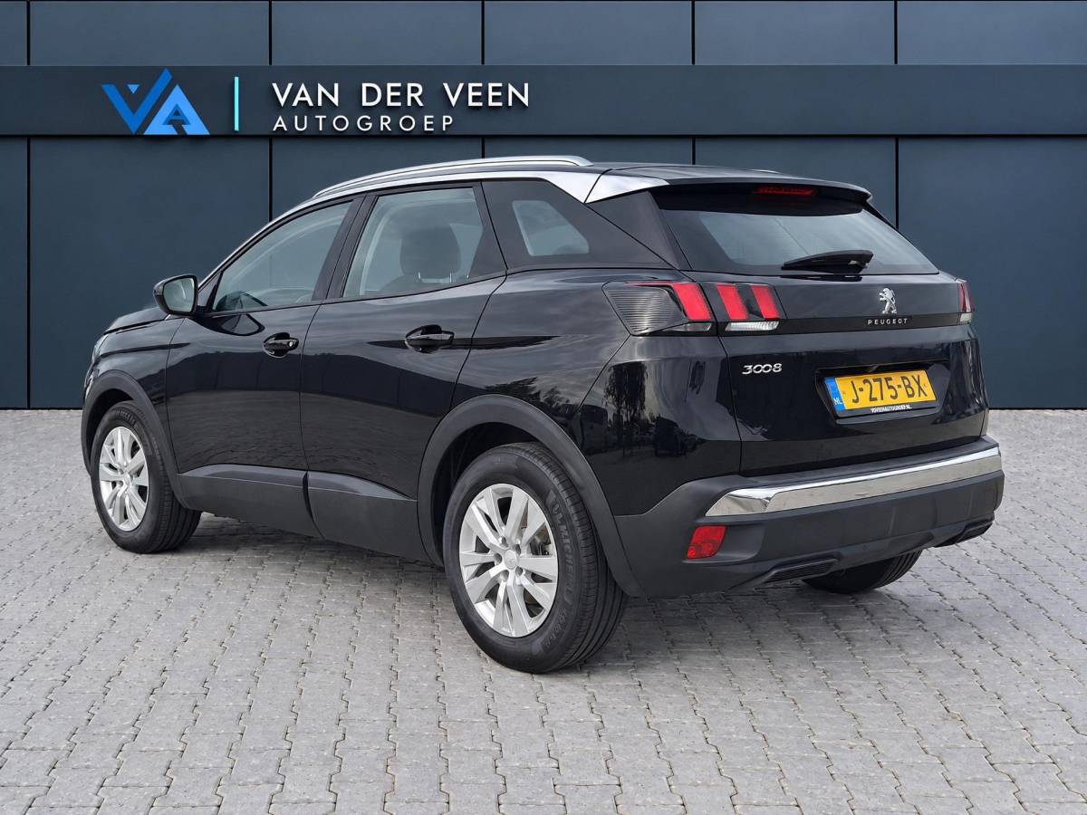 Peugeot 3008 Peugeot 3008 1.2 PureTech Active Avantage | Incl. 12 maanden garantie | Nieuwe distributieriem + beurt | Apple carplay/Android auto | Trekhaak afneembaar | Cruise control | Parkeercamera | Navigatie | Climate control | DAB radio | 100% onderhouden |