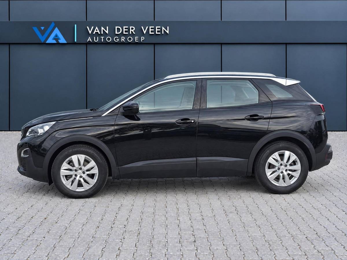 Peugeot 3008 Peugeot 3008 1.2 PureTech Active Avantage | Incl. 12 maanden garantie | Nieuwe distributieriem + beurt | Apple carplay/Android auto | Trekhaak afneembaar | Cruise control | Parkeercamera | Navigatie | Climate control | DAB radio | 100% onderhouden |