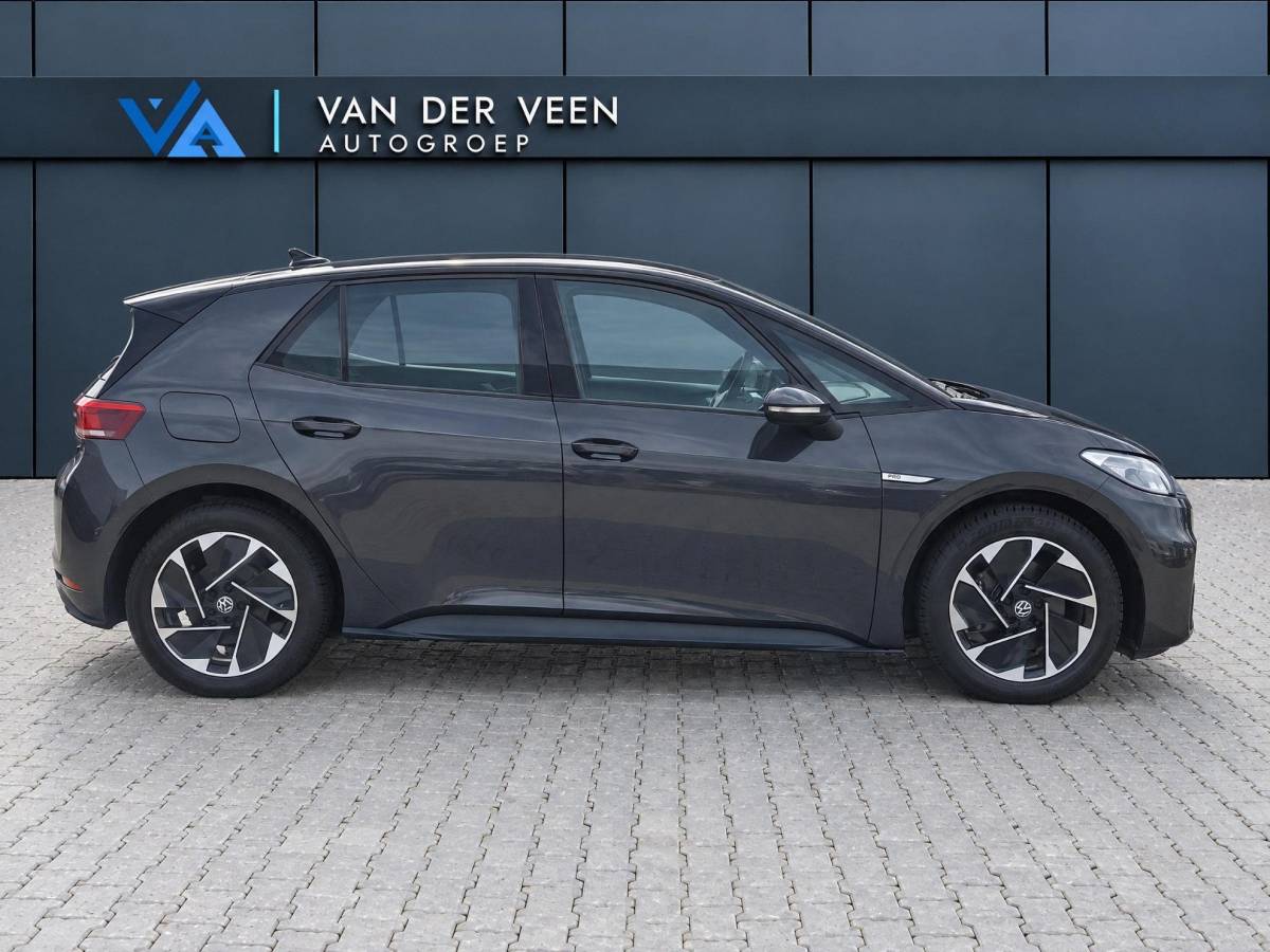 Volkswagen ID.3 Volkswagen ID.3 Pro 58 kWh | Incl. 12 maanden garantie | SOH 91% | Apple carplay/Android auto | Stoel/stuurverwarming | Standkachel | Navigatie | DAB radio | Adaptieve cruise control |
