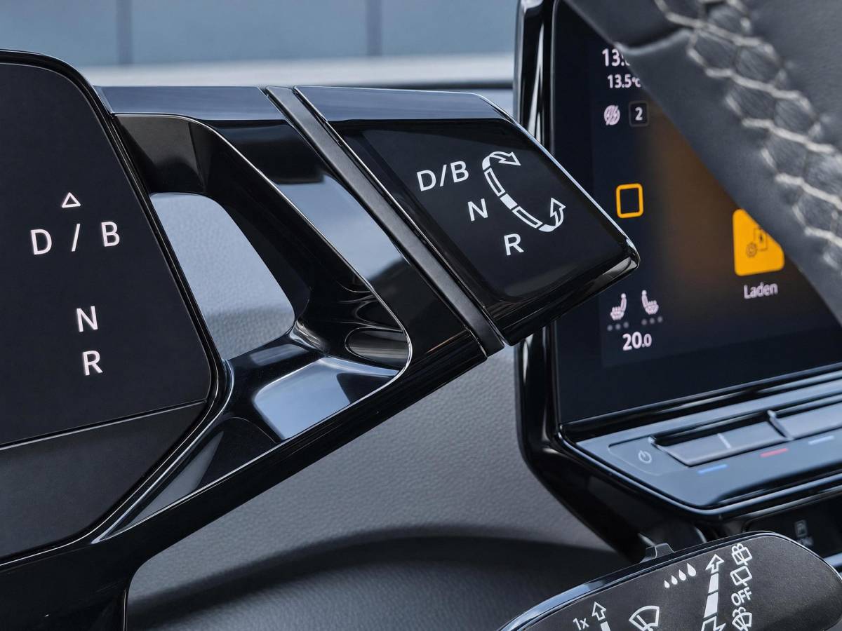Volkswagen ID.3 Volkswagen ID.3 Pro 58 kWh | Incl. 12 maanden garantie | SOH 91% | Apple carplay/Android auto | Stoel/stuurverwarming | Standkachel | Navigatie | DAB radio | Adaptieve cruise control |