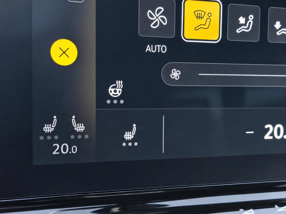Volkswagen ID.3 Volkswagen ID.3 Pro 58 kWh | Incl. 12 maanden garantie | SOH 91% | Apple carplay/Android auto | Stoel/stuurverwarming | Standkachel | Navigatie | DAB radio | Adaptieve cruise control |