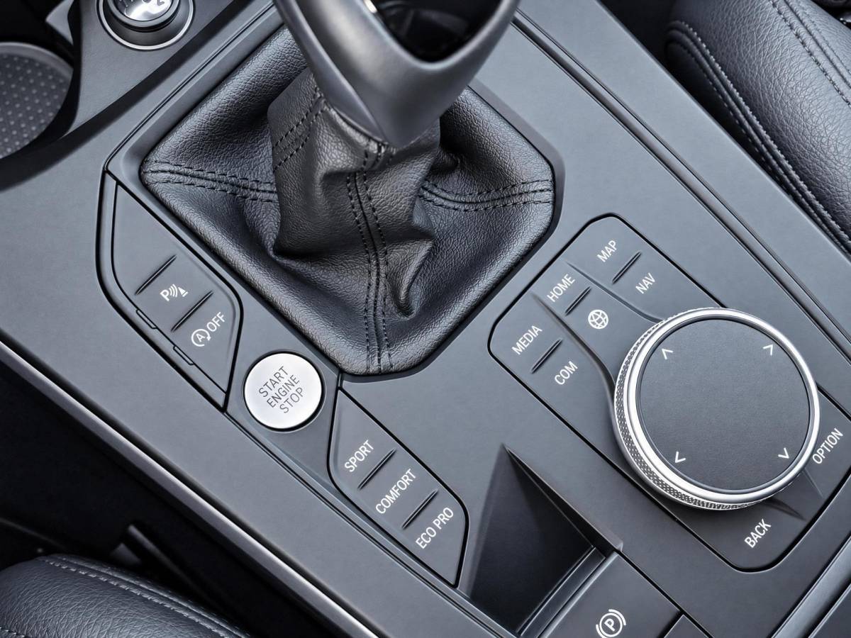 BMW 2 Serie BMW 2-serie Gran Coupé 218i Business Edition | Incl. 12 maanden garantie | Cruise control | Climate control | Parkeersensoren | Apple carplay/Android auto | Navigatie | DAB radio | Vol leder sportstoelen |