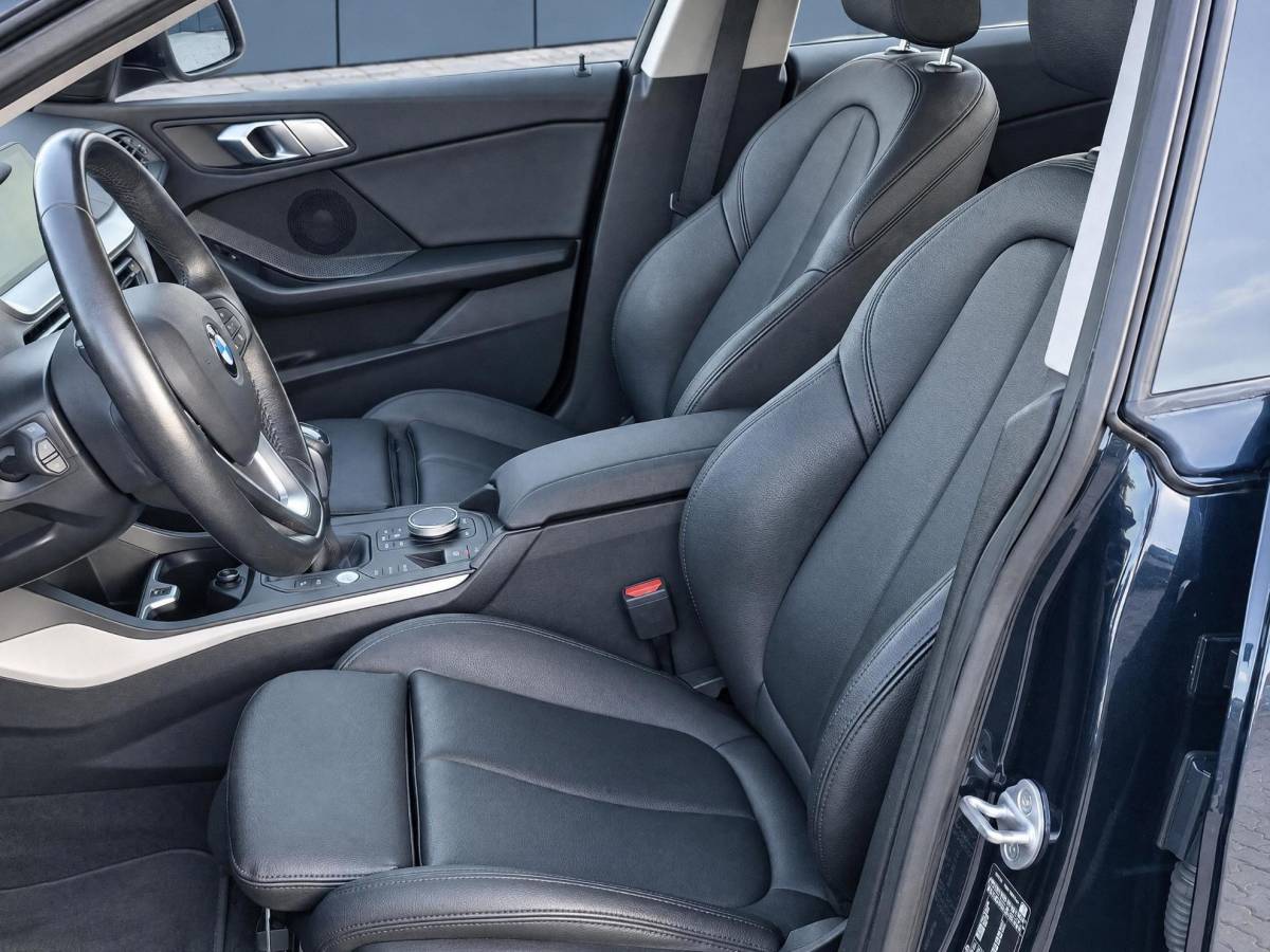 BMW 2 Serie BMW 2-serie Gran Coupé 218i Business Edition | Incl. 12 maanden garantie | Cruise control | Climate control | Parkeersensoren | Apple carplay/Android auto | Navigatie | DAB radio | Vol leder sportstoelen |