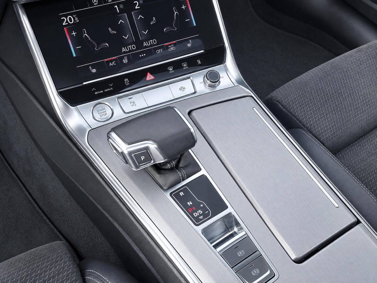 Audi A7 Audi A7 Sportback 55 TFSI quattro Pro Line S | Incl. 12 maanden garantie | Schuif/kantel panorama dak | 360° camera | Head-up display | Wegklapbare trekhaak | Matrix koplampen | Soft close | Memory zetels | Dode hoek detectie | Elektrische achterklep | Bowers & Wilkens | Standkachel |