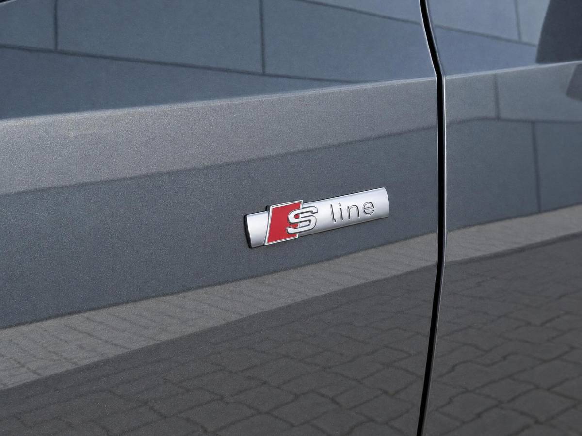 Audi A7 Audi A7 Sportback 55 TFSI quattro Pro Line S | Incl. 12 maanden garantie | Schuif/kantel panorama dak | 360° camera | Head-up display | Wegklapbare trekhaak | Matrix koplampen | Soft close | Memory zetels | Dode hoek detectie | Elektrische achterklep | Bowers & Wilkens | Standkachel |