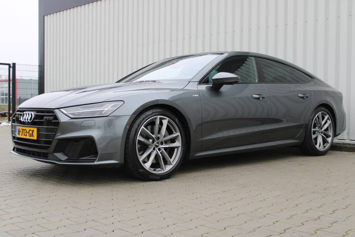 Audi A7 Audi A7 Sportback 55 TFSI quattro Pro Line S | Incl. 12 maanden garantie | Schuif/kantel panorama dak | 360° camera | Head-up display | Wegklapbare trekhaak | Matrix koplampen | Soft close | Memory zetels | Dode hoek detectie | Elektrische achterklep | Bowers & Wilkens | Standkachel |