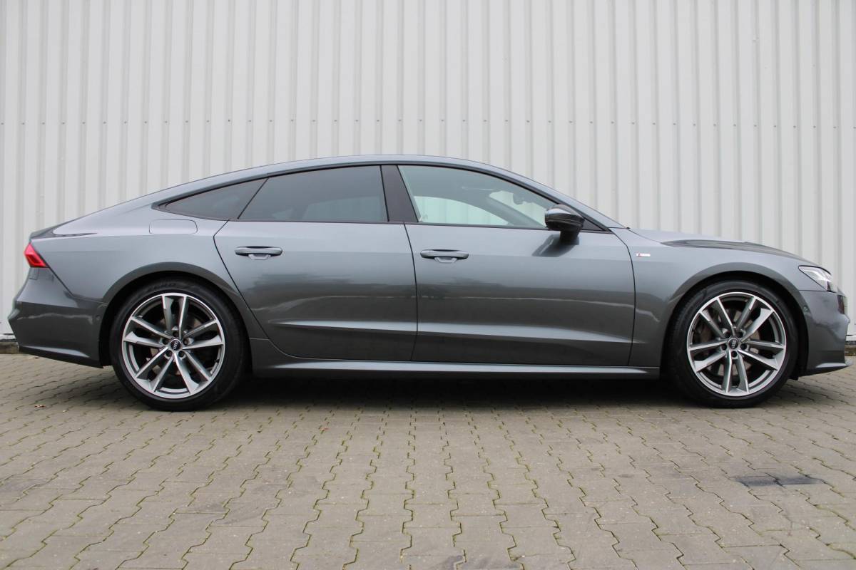 Audi A7 Audi A7 Sportback 55 TFSI quattro Pro Line S | Incl. 12 maanden garantie | Schuif/kantel panorama dak | 360° camera | Head-up display | Wegklapbare trekhaak | Matrix koplampen | Soft close | Memory zetels | Dode hoek detectie | Elektrische achterklep | Bowers & Wilkens | Standkachel |