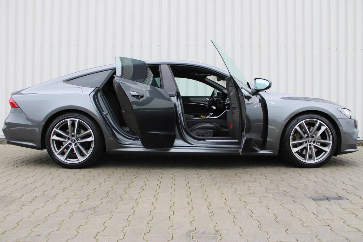 Audi A7 Audi A7 Sportback 55 TFSI quattro Pro Line S | Incl. 12 maanden garantie | Schuif/kantel panorama dak | 360° camera | Head-up display | Wegklapbare trekhaak | Matrix koplampen | Soft close | Memory zetels | Dode hoek detectie | Elektrische achterklep | Bowers & Wilkens | Standkachel |