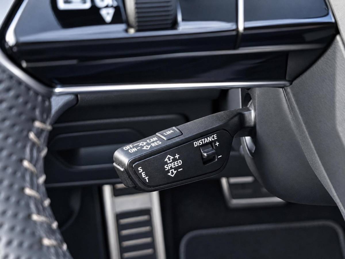 Audi A7 Audi A7 Sportback 55 TFSI quattro Pro Line S | Incl. 12 maanden garantie | Schuif/kantel panorama dak | 360° camera | Head-up display | Wegklapbare trekhaak | Matrix koplampen | Soft close | Memory zetels | Dode hoek detectie | Elektrische achterklep | Bowers & Wilkens | Standkachel |