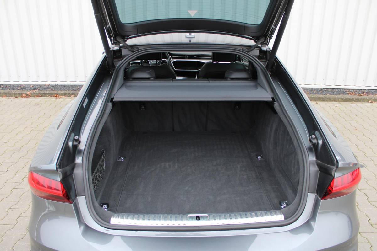 Audi A7 Audi A7 Sportback 55 TFSI quattro Pro Line S | Incl. 12 maanden garantie | Schuif/kantel panorama dak | 360° camera | Head-up display | Wegklapbare trekhaak | Matrix koplampen | Soft close | Memory zetels | Dode hoek detectie | Elektrische achterklep | Bowers & Wilkens | Standkachel |