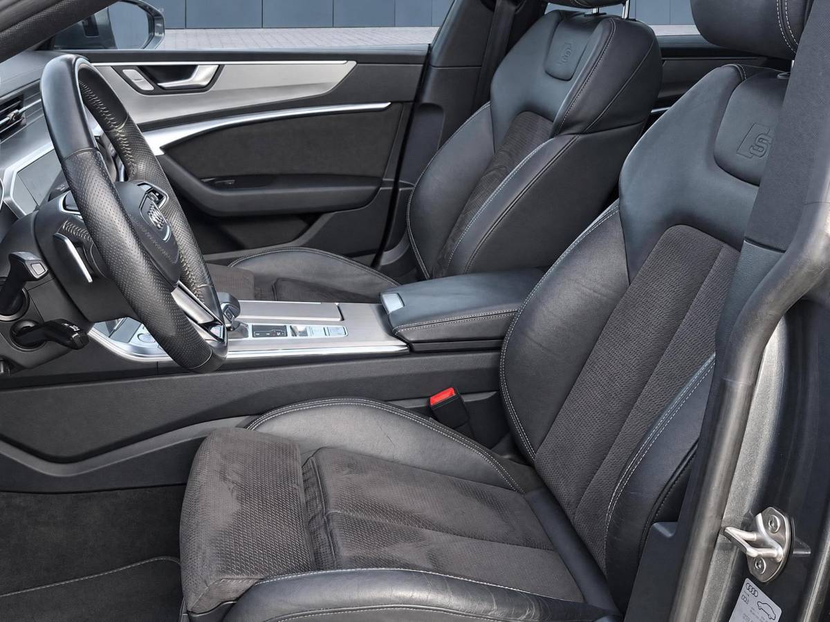 Audi A7 Audi A7 Sportback 55 TFSI quattro Pro Line S | Incl. 12 maanden garantie | Schuif/kantel panorama dak | 360° camera | Head-up display | Wegklapbare trekhaak | Matrix koplampen | Soft close | Memory zetels | Dode hoek detectie | Elektrische achterklep | Bowers & Wilkens | Standkachel |
