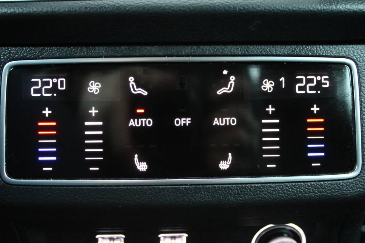 Audi A7 Audi A7 Sportback 55 TFSI quattro Pro Line S | Incl. 12 maanden garantie | Schuif/kantel panorama dak | 360° camera | Head-up display | Wegklapbare trekhaak | Matrix koplampen | Soft close | Memory zetels | Dode hoek detectie | Elektrische achterklep | Bowers & Wilkens | Standkachel |
