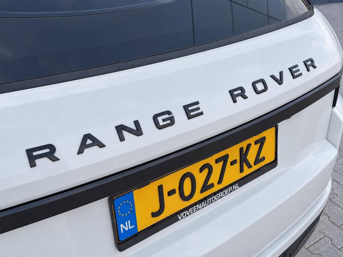 Land Rover Range Rover Evoque Land Rover Range Rover Evoque 2.0 TD4 Autobiography | Incl. 12 maanden garantie | Black Exterior Pack | Meridian Sound system | Elektrische kofferklep | Navigatie | Apple Carplay | Geheugenstoelen | Stoel + stuurverwarming | Dodehoek detectie | Achteruitrijcamera |
