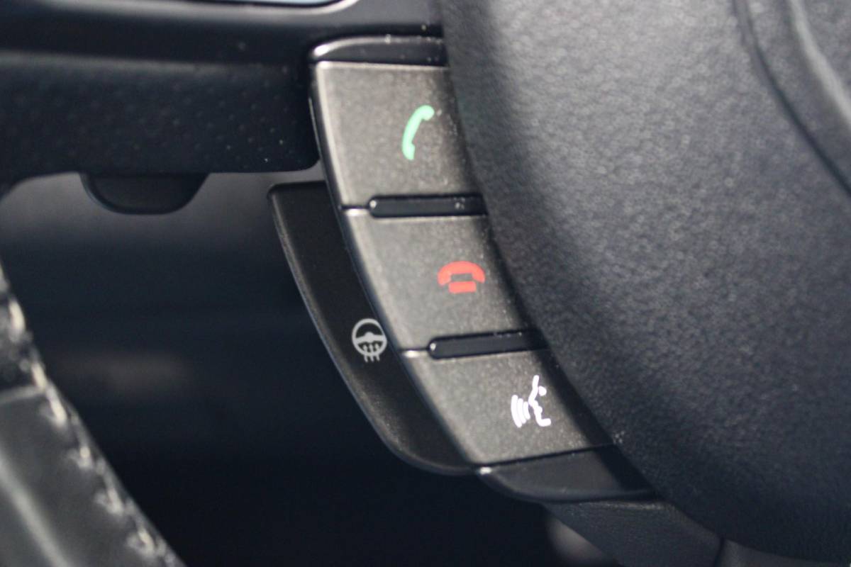 Land Rover Range Rover Evoque Land Rover Range Rover Evoque 2.0 TD4 Autobiography | Incl. 12 maanden garantie | Black Exterior Pack | Meridian Sound system | Elektrische kofferklep | Navigatie | Apple Carplay | Geheugenstoelen | Stoel + stuurverwarming | Dodehoek detectie | Achteruitrijcamera |