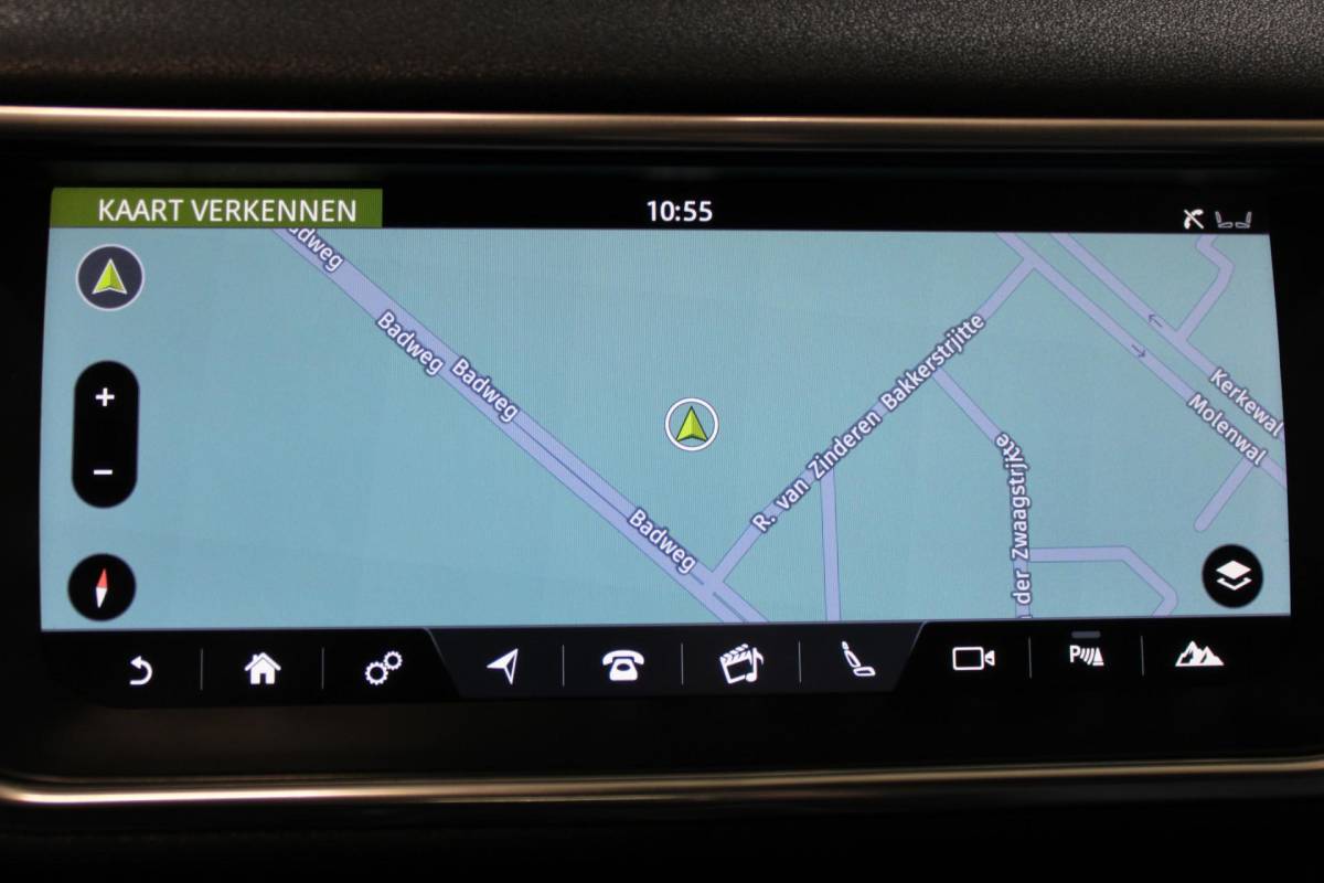 Land Rover Range Rover Evoque Land Rover Range Rover Evoque 2.0 TD4 Autobiography | Incl. 12 maanden garantie | Black Exterior Pack | Meridian Sound system | Elektrische kofferklep | Navigatie | Apple Carplay | Geheugenstoelen | Stoel + stuurverwarming | Dodehoek detectie | Achteruitrijcamera |