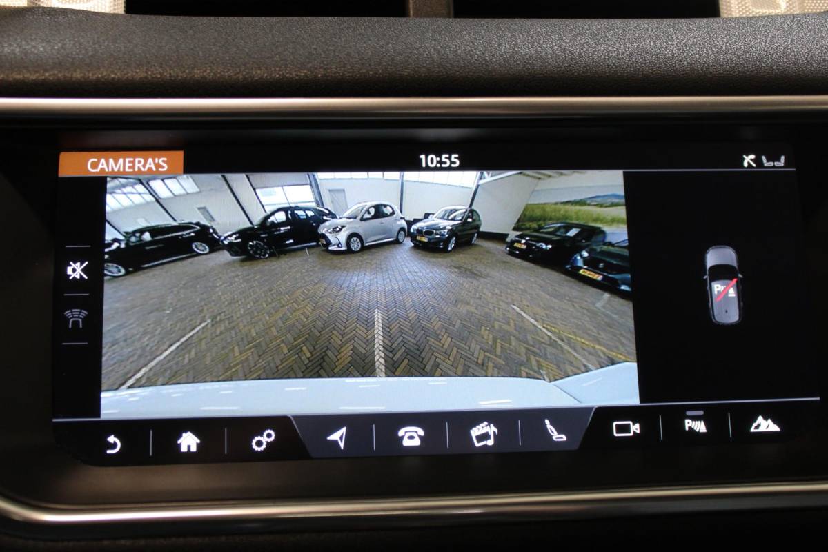 Land Rover Range Rover Evoque Land Rover Range Rover Evoque 2.0 TD4 Autobiography | Incl. 12 maanden garantie | Black Exterior Pack | Meridian Sound system | Elektrische kofferklep | Navigatie | Apple Carplay | Geheugenstoelen | Stoel + stuurverwarming | Dodehoek detectie | Achteruitrijcamera |
