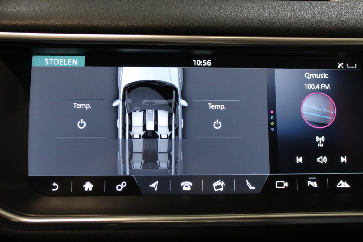 Land Rover Range Rover Evoque Land Rover Range Rover Evoque 2.0 TD4 Autobiography | Incl. 12 maanden garantie | Black Exterior Pack | Meridian Sound system | Elektrische kofferklep | Navigatie | Apple Carplay | Geheugenstoelen | Stoel + stuurverwarming | Dodehoek detectie | Achteruitrijcamera |