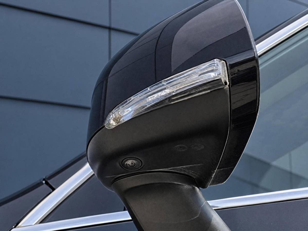 Volvo XC90 Volvo XC90 2.0 B5 AWD Inscription Intro Edition | Incl. 12 maanden garantie | 7 persoons | Adaptieve cruise control | Pilot assist | Bowers & Wilkins audio | Head-up display | Stoelverwarming/ventilatie | Stuurverwarming | Schuif/kantel dak | Trekhaak |